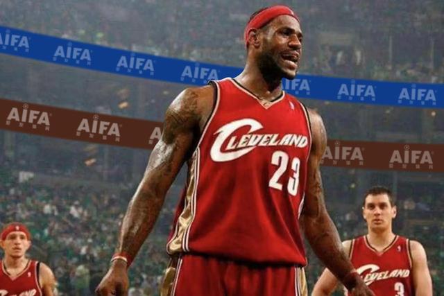 高尔夫球重庆女子公开赛：泰国球手纳塔克里塔逆转夺冠